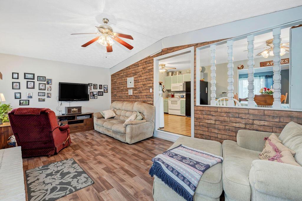 8581 Canyon Cove Road Galloway, OH 43119 - Photo 20 of 45 14-Family