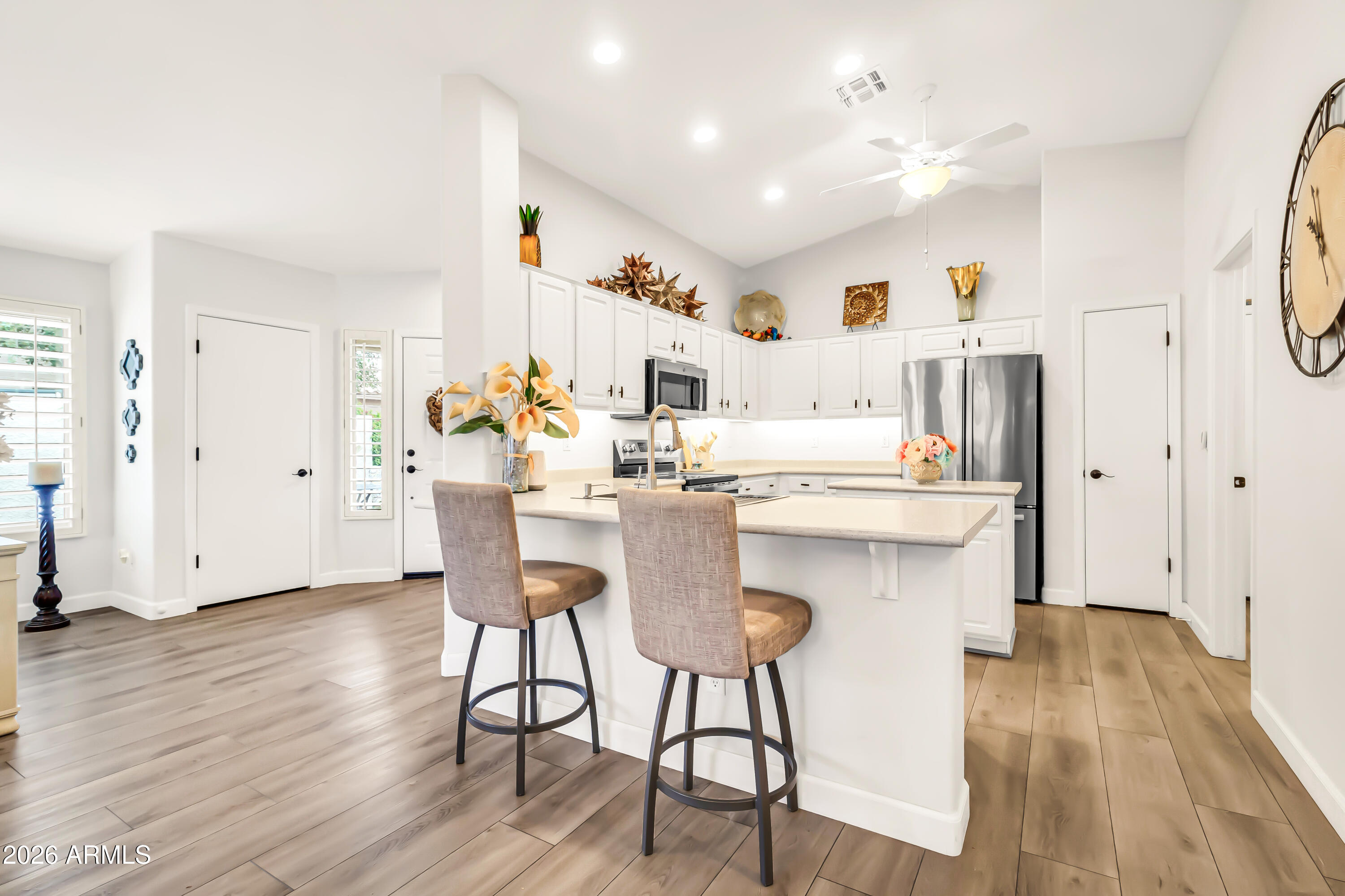4684 East Walnut Road Gilbert, AZ 85298 - Photo 5 of 58 4684 E Walnut Rd-18