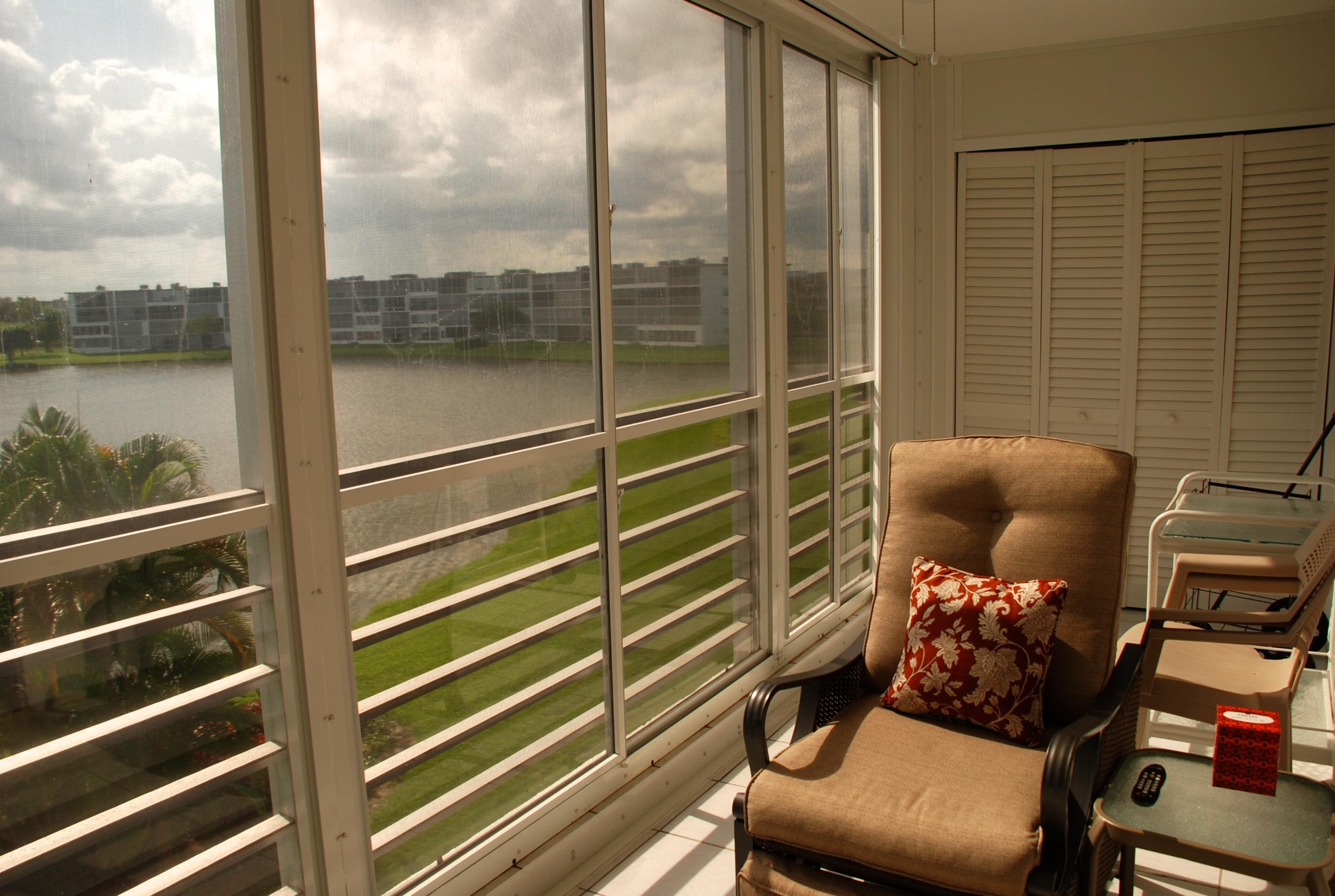 3064 Exeter Boca Raton, FL 33434 - Photo 13 of 18 Patio - View