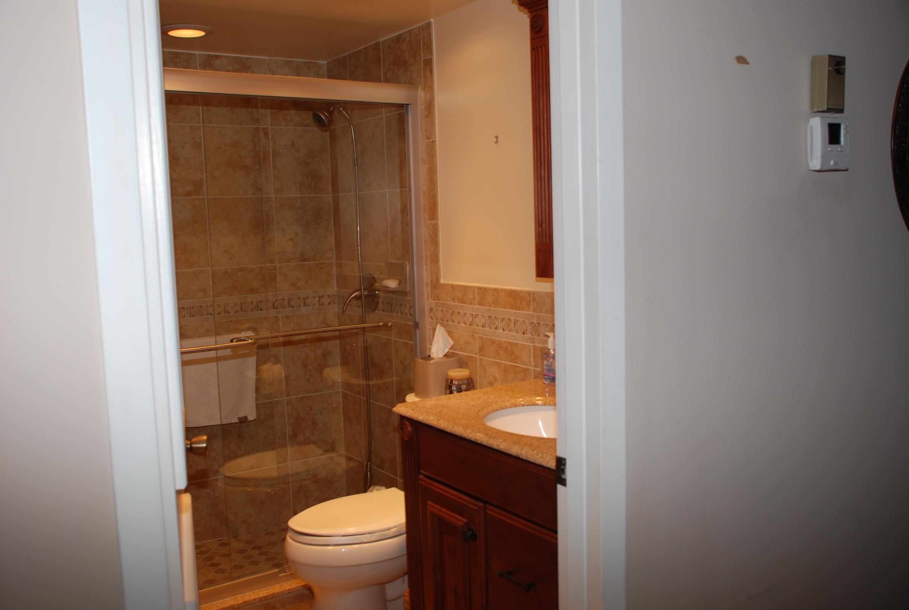 3064 Exeter Boca Raton, FL 33434 - Photo 7 of 18 bath
