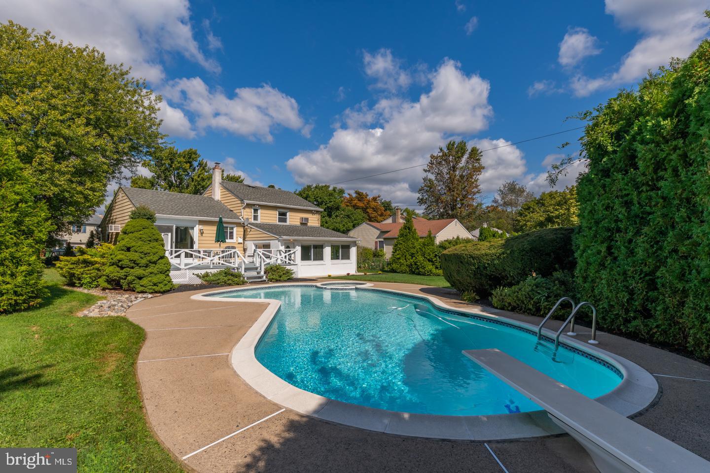 1827 Jill Road Willow Grove, PA 19090 - Photo 25 of 29 Gallery Image 25