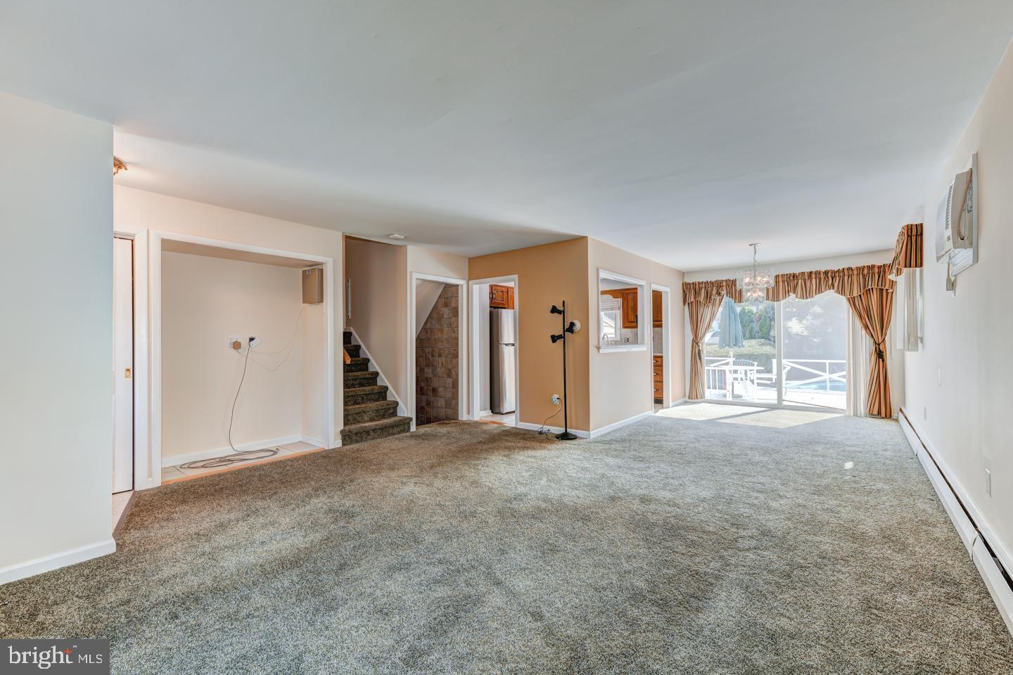 1827 Jill Road Willow Grove, PA 19090 - Photo 4 of 29 Gallery Image 4