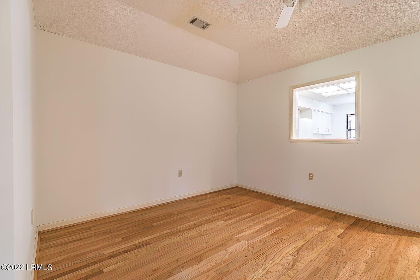 733 North Reeve Road St. Helena Island, SC 29920 - Photo 10 of 43 11 Dining Area