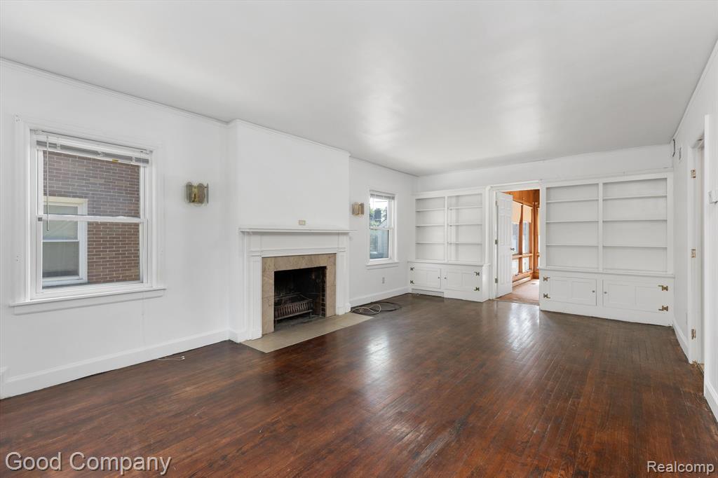 14531 Stahelin Road Detroit, MI 48223 - Photo 5 of 31