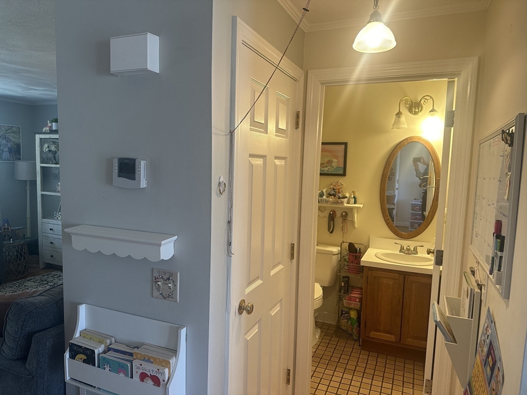 1 Apple Ridge Road, Unit 5 Maynard, MA 01754 - Photo 5 of 30 Gallery Image 5