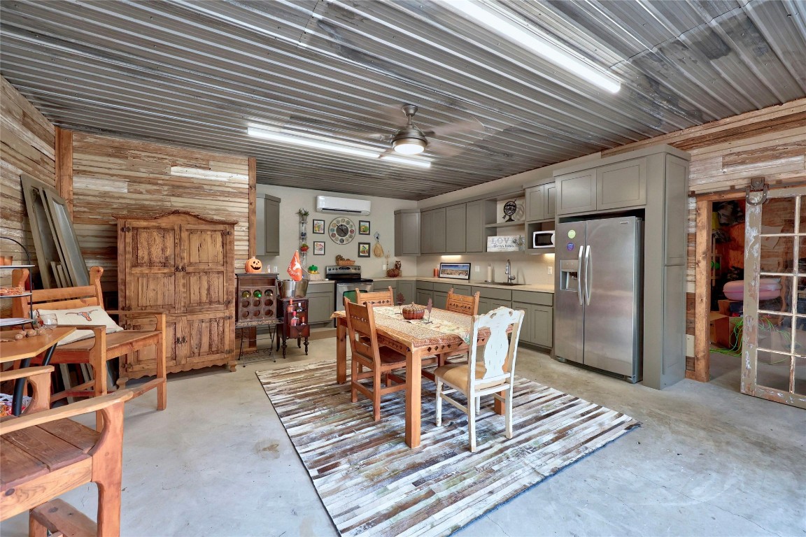 622 West 7th Street Taylor, TX 76574 - Photo 34 of 35 a view of a dining room with furniture