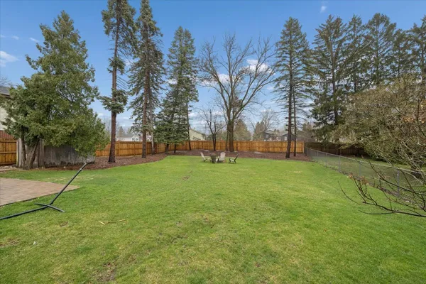 $375,000 | 573 Dublin Drive, Mundelein, IL 60060