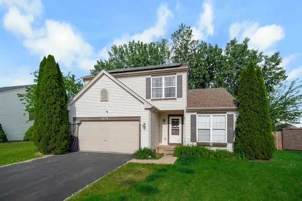 $350,000 | 16625 Kingsbrook Drive, Crest Hill, IL 60403