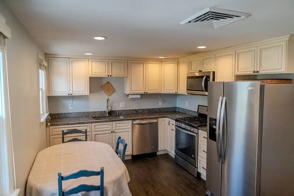 $599,000 | 11 Holly Drive, Norwood, MA 02062
