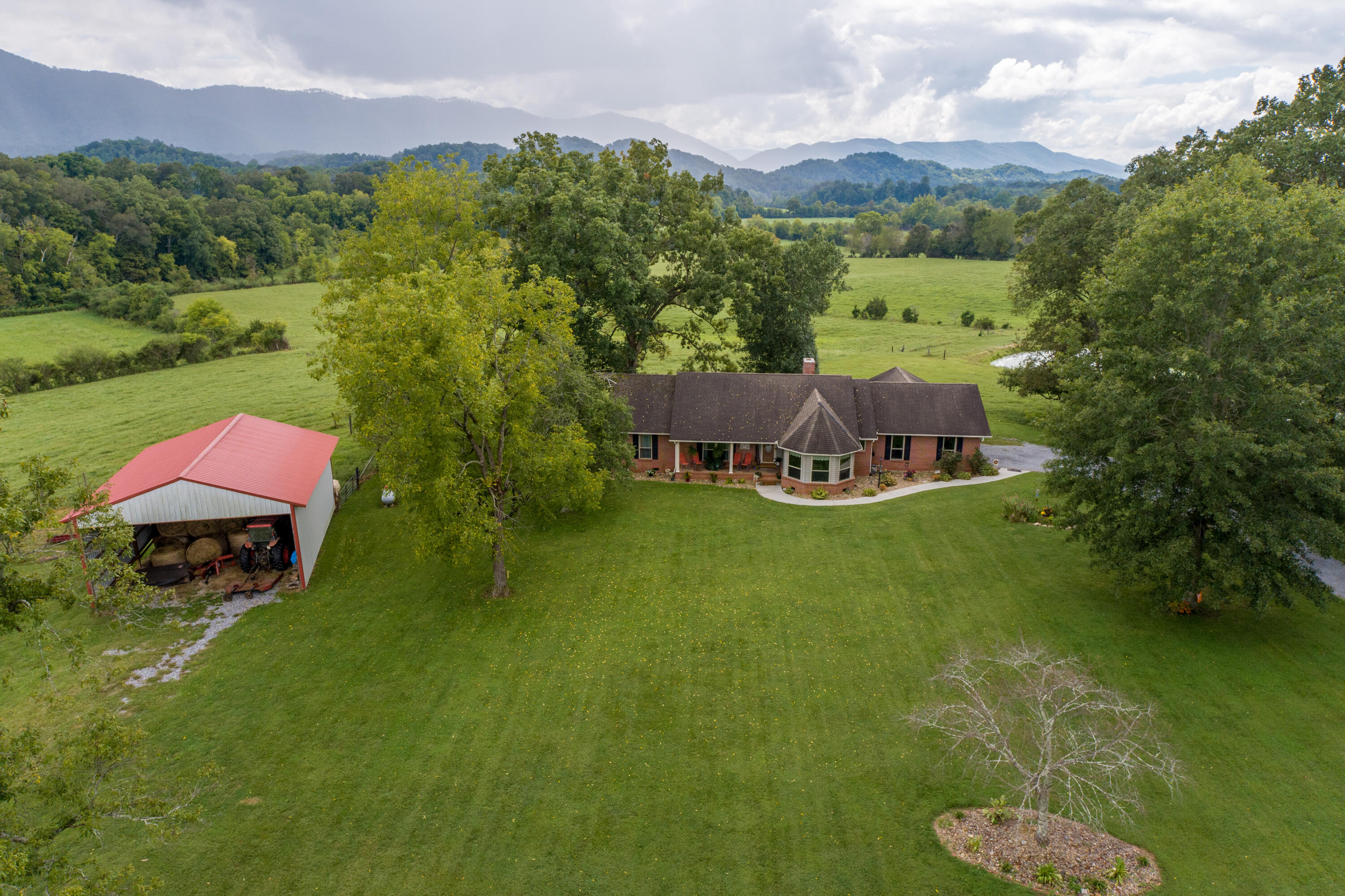 1505 McKenry Road Walland, TN 37886 - Photo 1 of 40 1505 McKenry-12