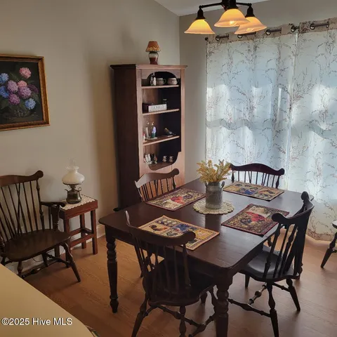 $112,500 | 137 West Victoria Court, Unit E, Greenville, NC 27834