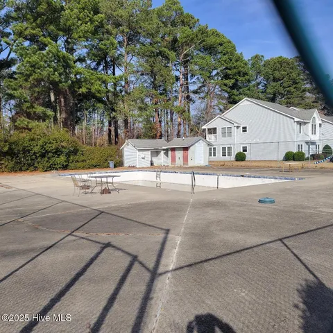 $112,500 | 137 West Victoria Court, Unit E, Greenville, NC 27834