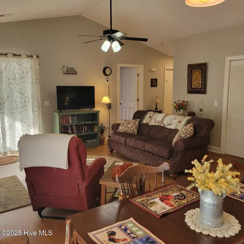 $112,500 | 137 West Victoria Court, Unit E, Greenville, NC 27834