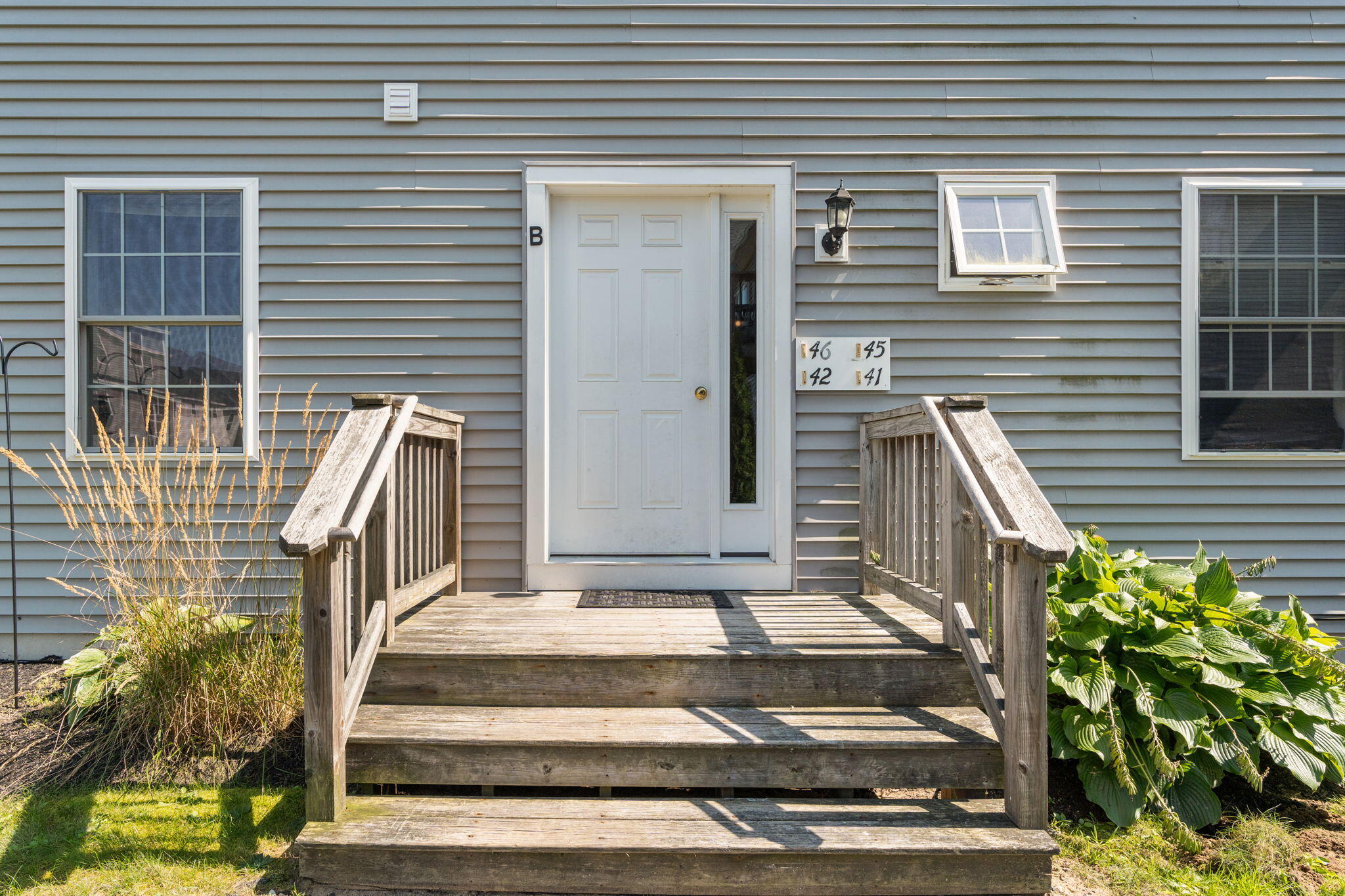 11 Smithwheel Road, Unit 42 Old Orchard Beach, ME 04064 - Photo 4 of 27 7-web-or-mls-DSC02476