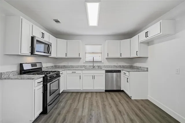 $1,595 | 863 Ala Drive, White Settlement, TX 76108