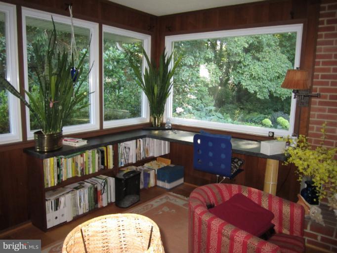 5222 Juliet Street Springfield, VA 22151 - Photo 24 of 29 Family Room #2