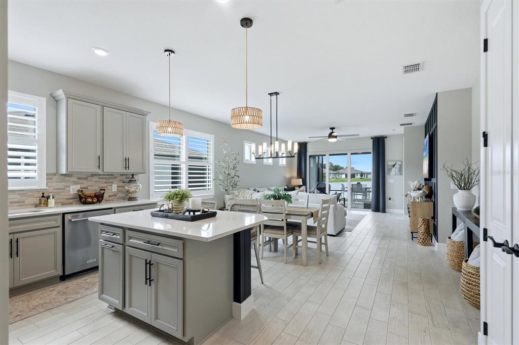 9350 Ballaster Pointe Loop Palmetto, FL 34221 - Photo 11 of 64