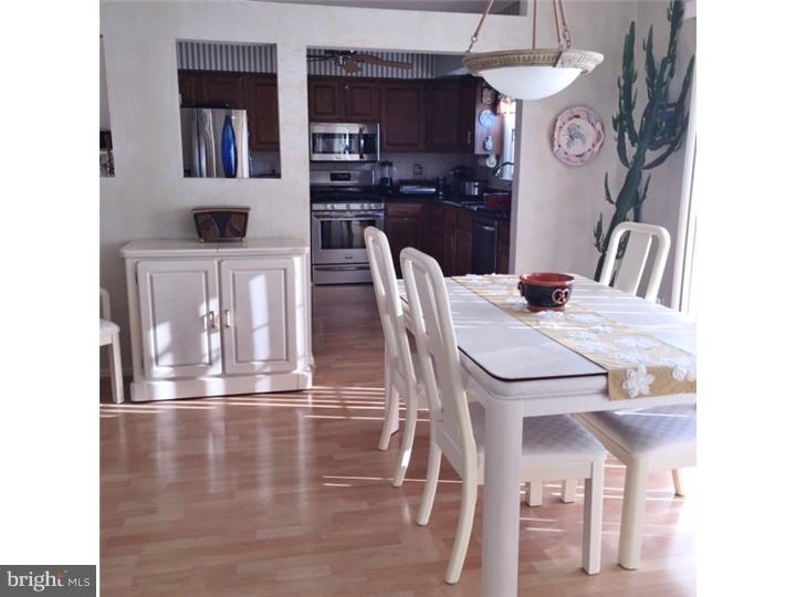 940 Timber Lane Reading, PA 19608 - Photo 5 of 22 Dining Room