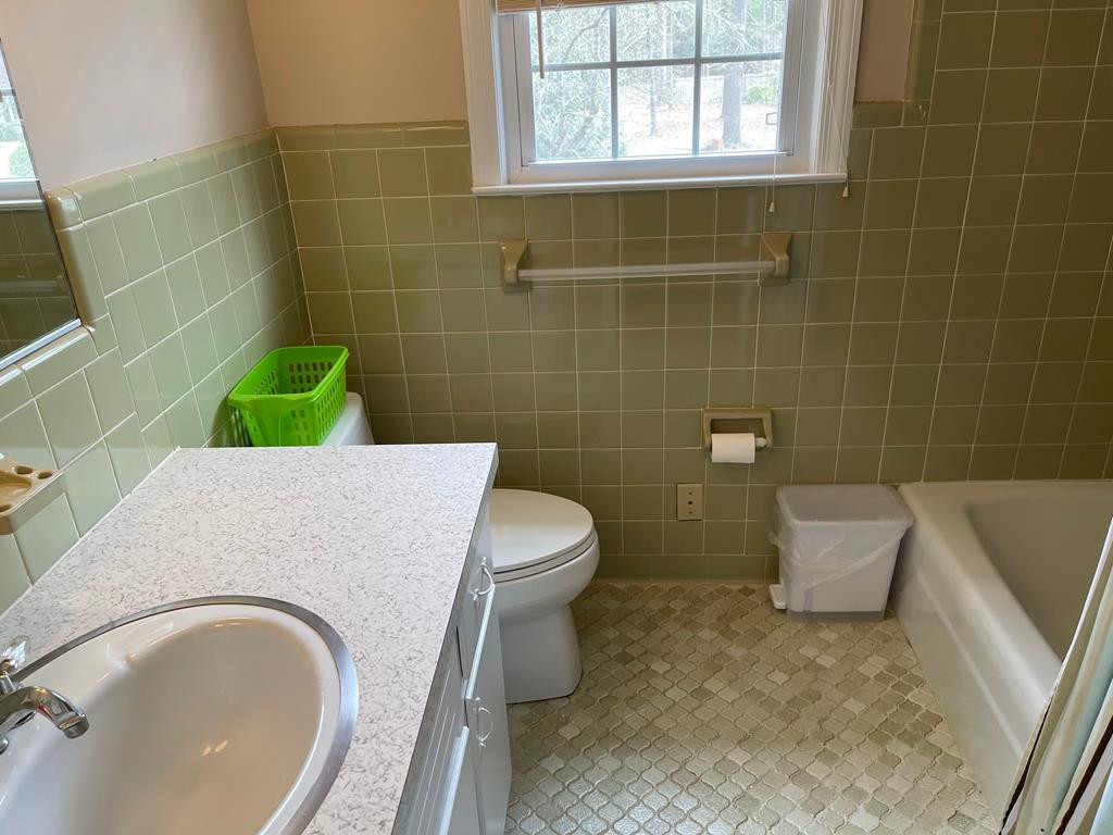 650 Powderhouse Road Southeast Aiken, SC 29801 - Photo 11 of 20