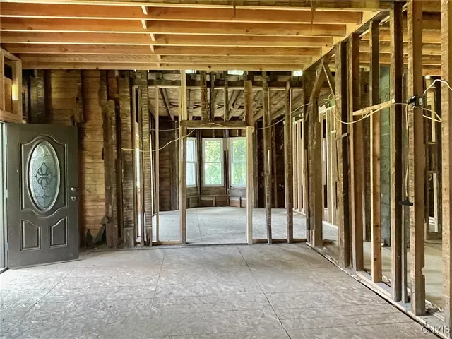 $72,500 | 5549 Valley Road, Whitestown, NY 13424