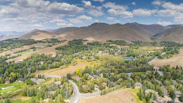 $665,000 | 3528 Ranch Condo Drive, Sun Valley, ID 83353