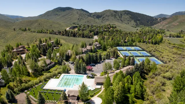 $665,000 | 3528 Ranch Condo Drive, Sun Valley, ID 83353