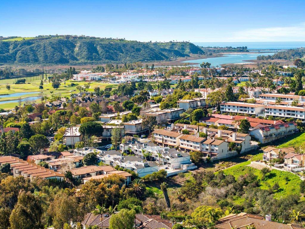 2376 Altisma Way, Unit K Carlsbad, CA 92009 - Photo 3 of 44