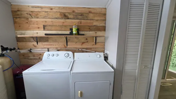 $269,900 | 15143 H Drive South, Marshall, MI 49068