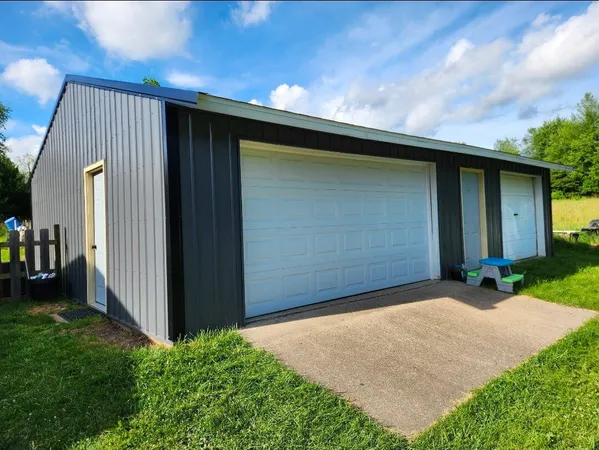 $269,900 | 15143 H Drive South, Marshall, MI 49068