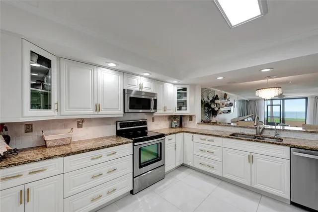 $920,000 | 4800 Florida A1A, Unit 110, Vero Beach, FL 32963