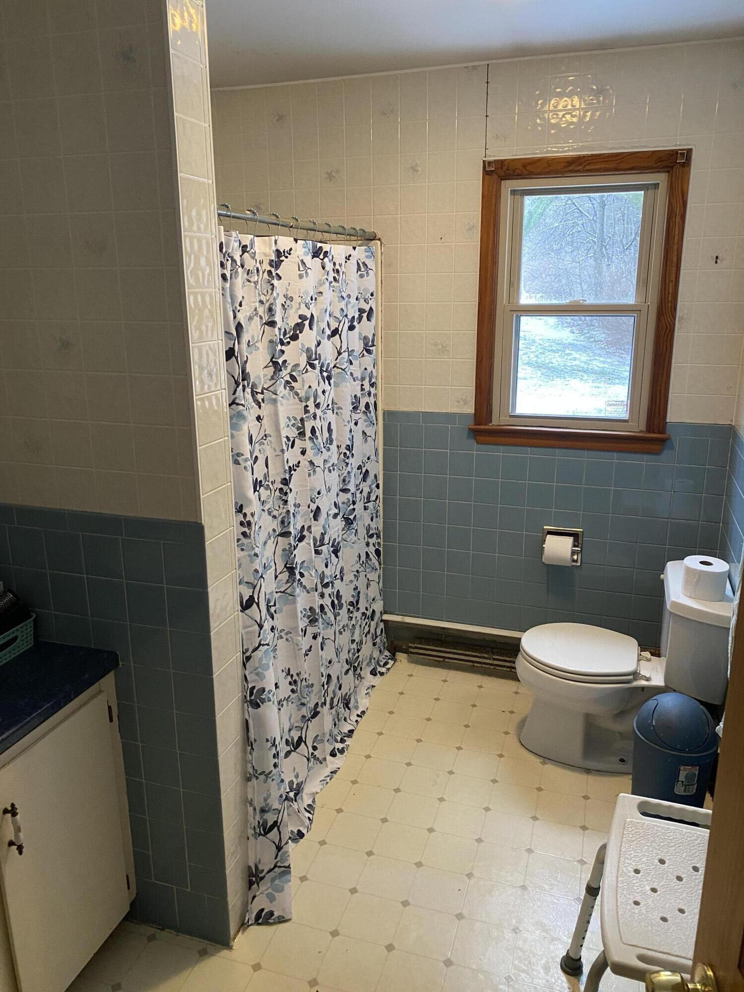 366 Taylor Road Winslow, ME 04901 - Photo 11 of 23 Bathroom