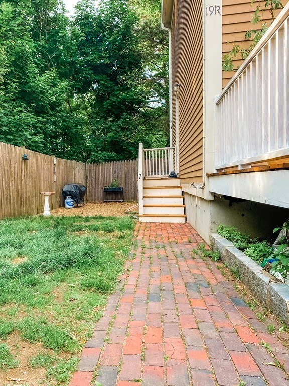 19 R School Street, Unit 7 Beverly, MA 01915 - Photo 3 of 21 Gallery Image 3