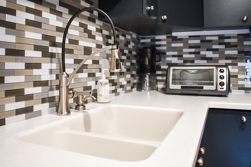 19 R School Street, Unit 7 Beverly, MA 01915 - Photo 8 of 21 Gallery Image 8