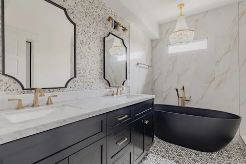 $1,225,000 | 1316 3rd Avenue North, Nashville, TN 37208