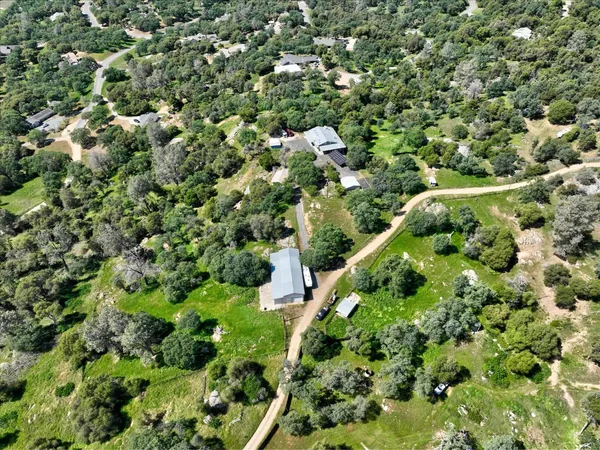 $675,000 | 34200 Old Hickory Lane, Coarsegold, CA 93614