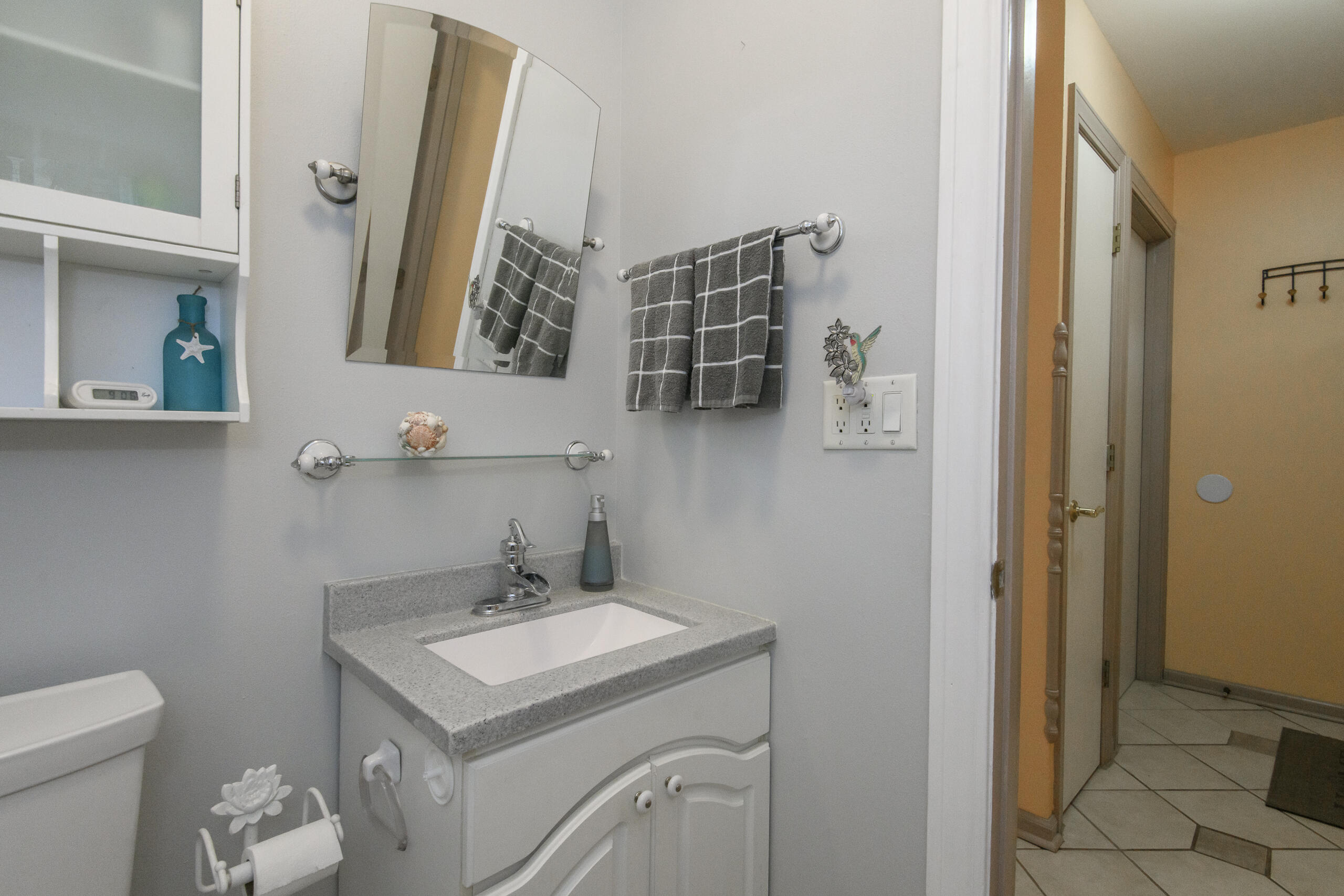 17321 West Observatory Road New Berlin, WI 53146 - Photo 8 of 30 8