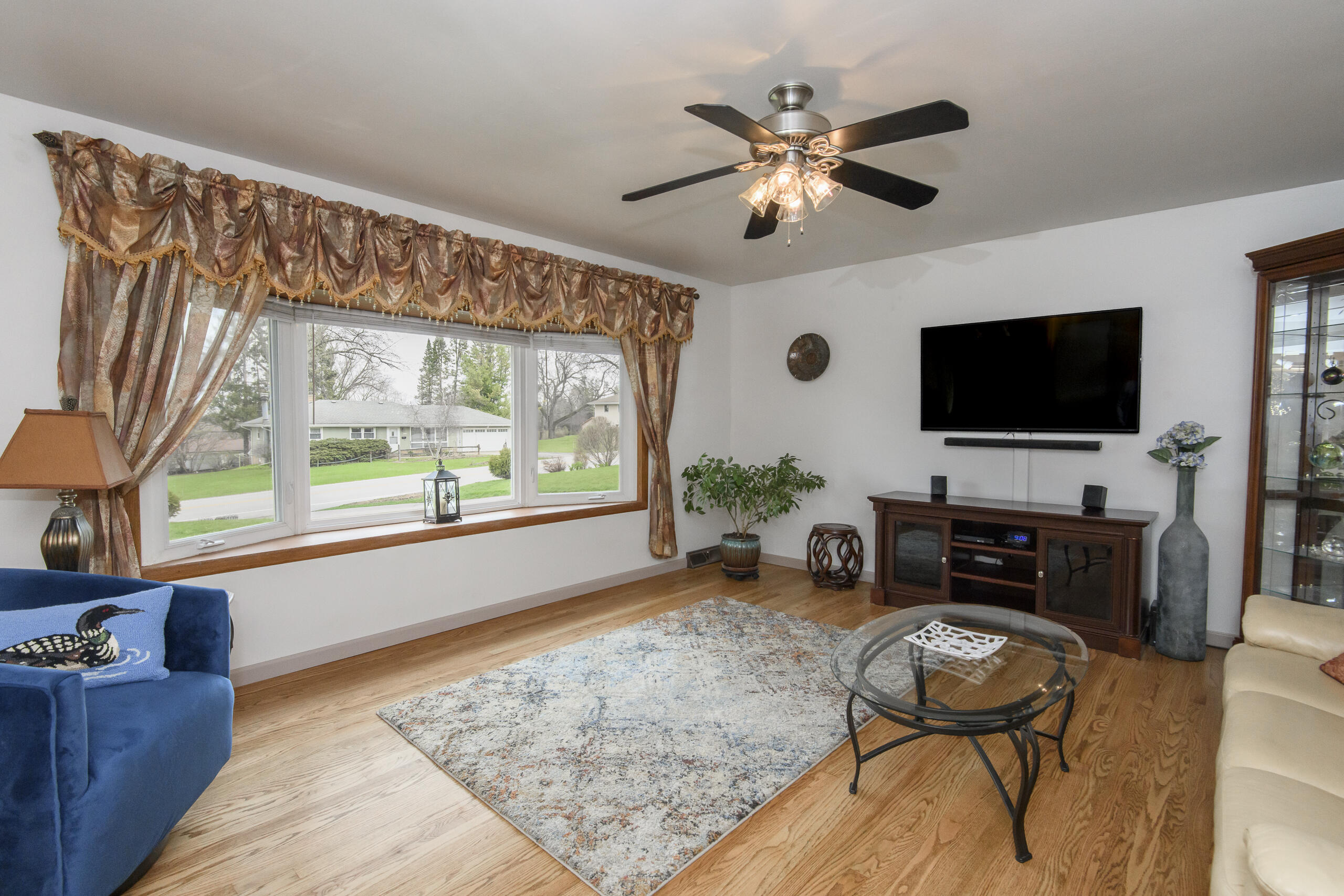 17321 West Observatory Road New Berlin, WI 53146 - Photo 10 of 30 10