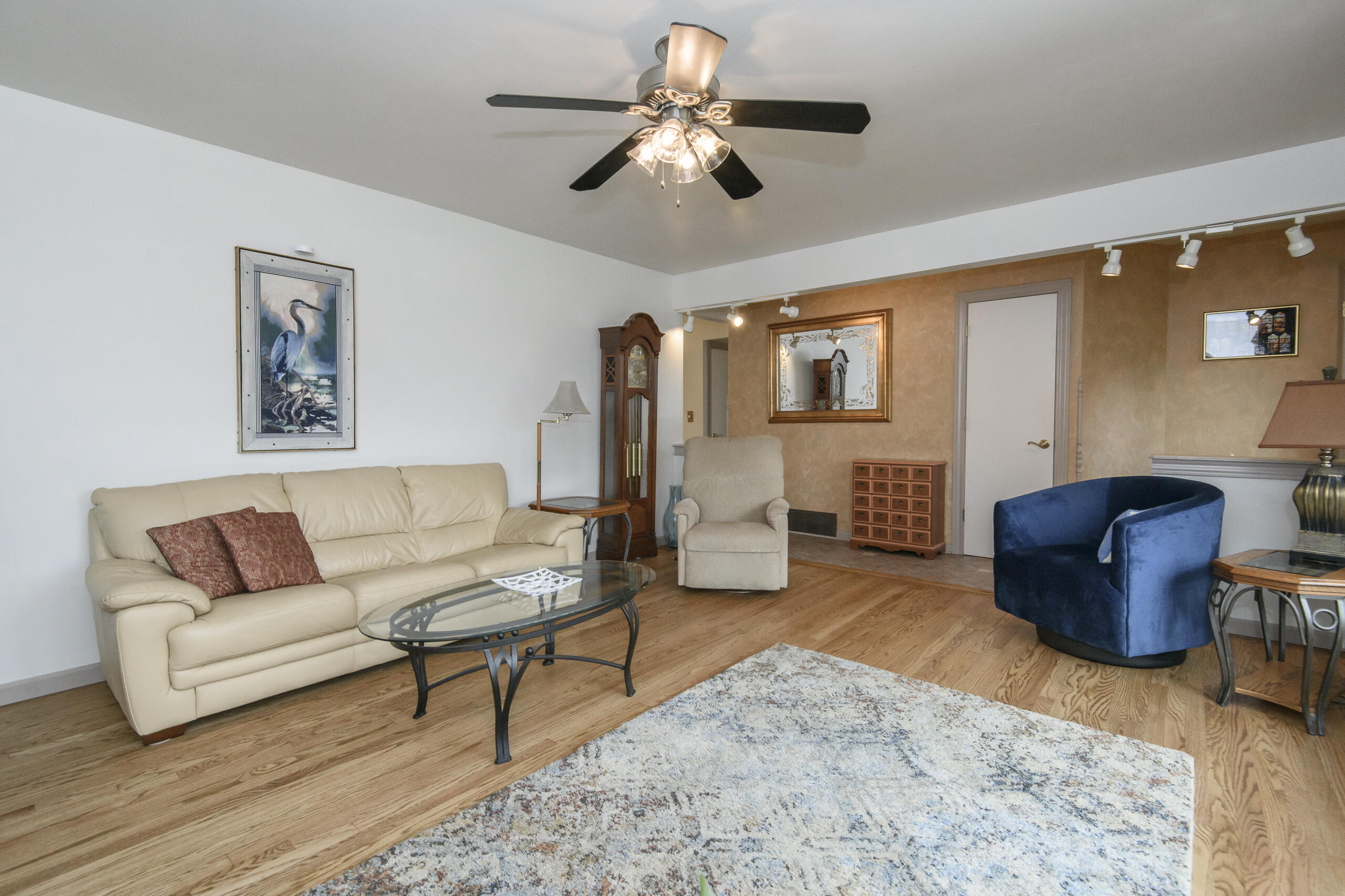 17321 West Observatory Road New Berlin, WI 53146 - Photo 11 of 30 11