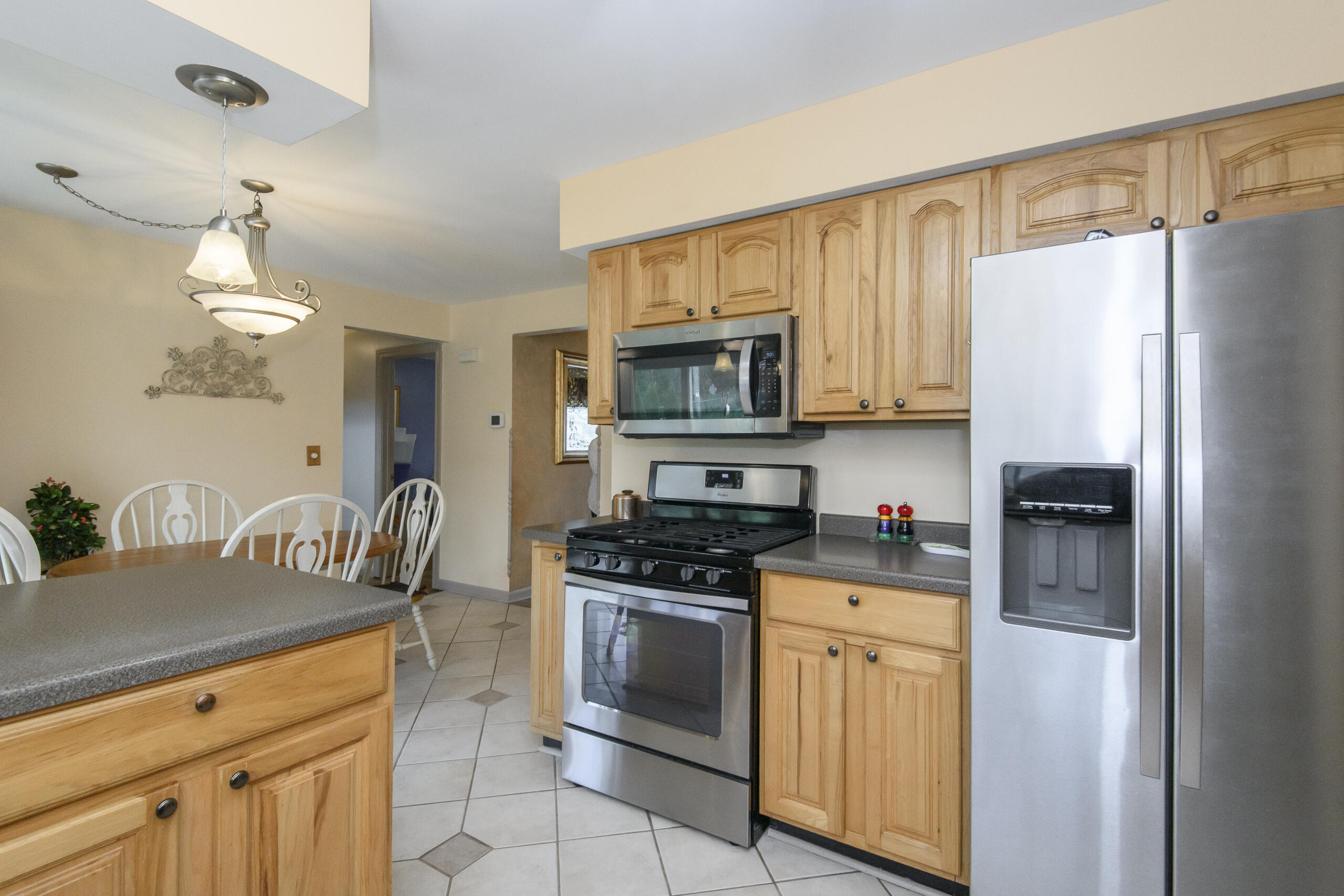 17321 West Observatory Road New Berlin, WI 53146 - Photo 5 of 30 5