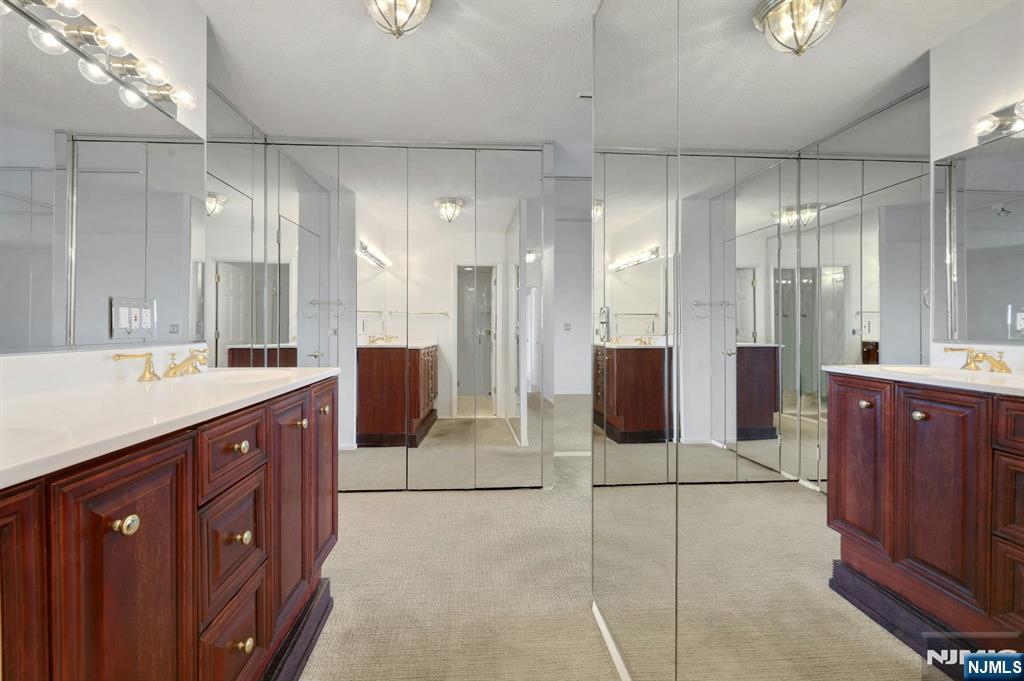 3 Horizon Road, Unit 1406 Fort Lee, NJ 07024 - Photo 24 of 37 Gallery Image 24
