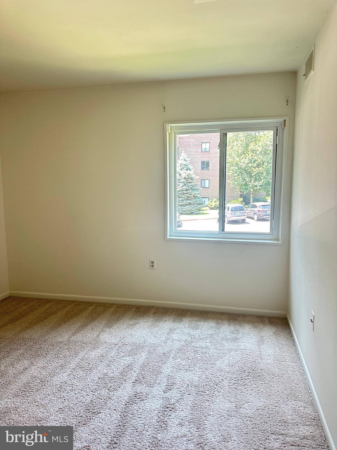 1441 Northgate Square, Unit 12B Reston, VA 20190 - Photo 7 of 13