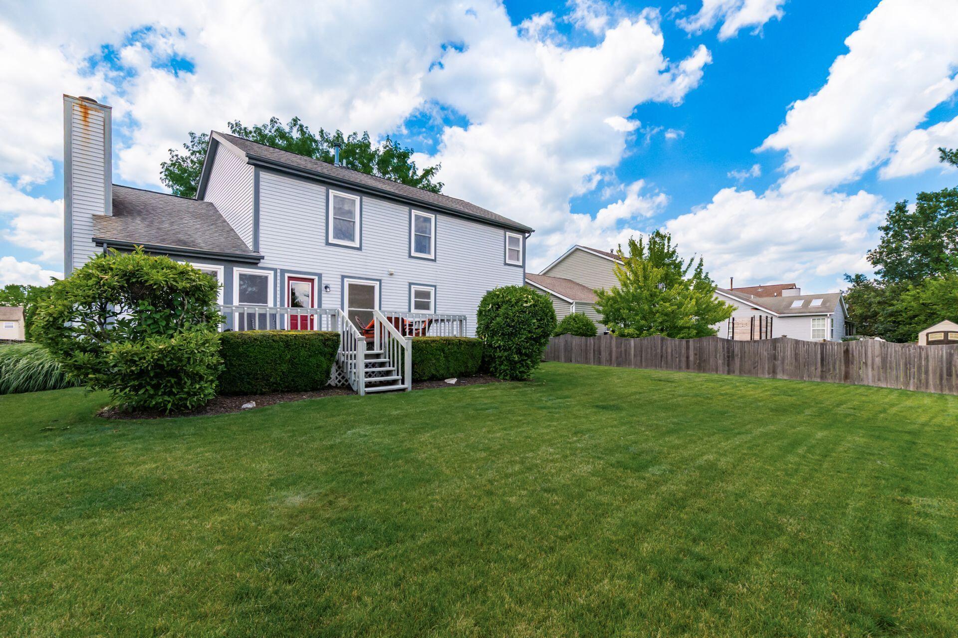 1042 Rousseau Lane Galloway, OH 43119 - Photo 37 of 47 041_ Ln Galloway OH 43119 USA