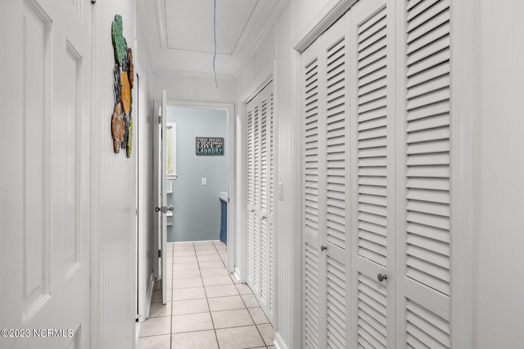 257 Roberts Road Newport, NC 28570 - Photo 15 of 49 Hall