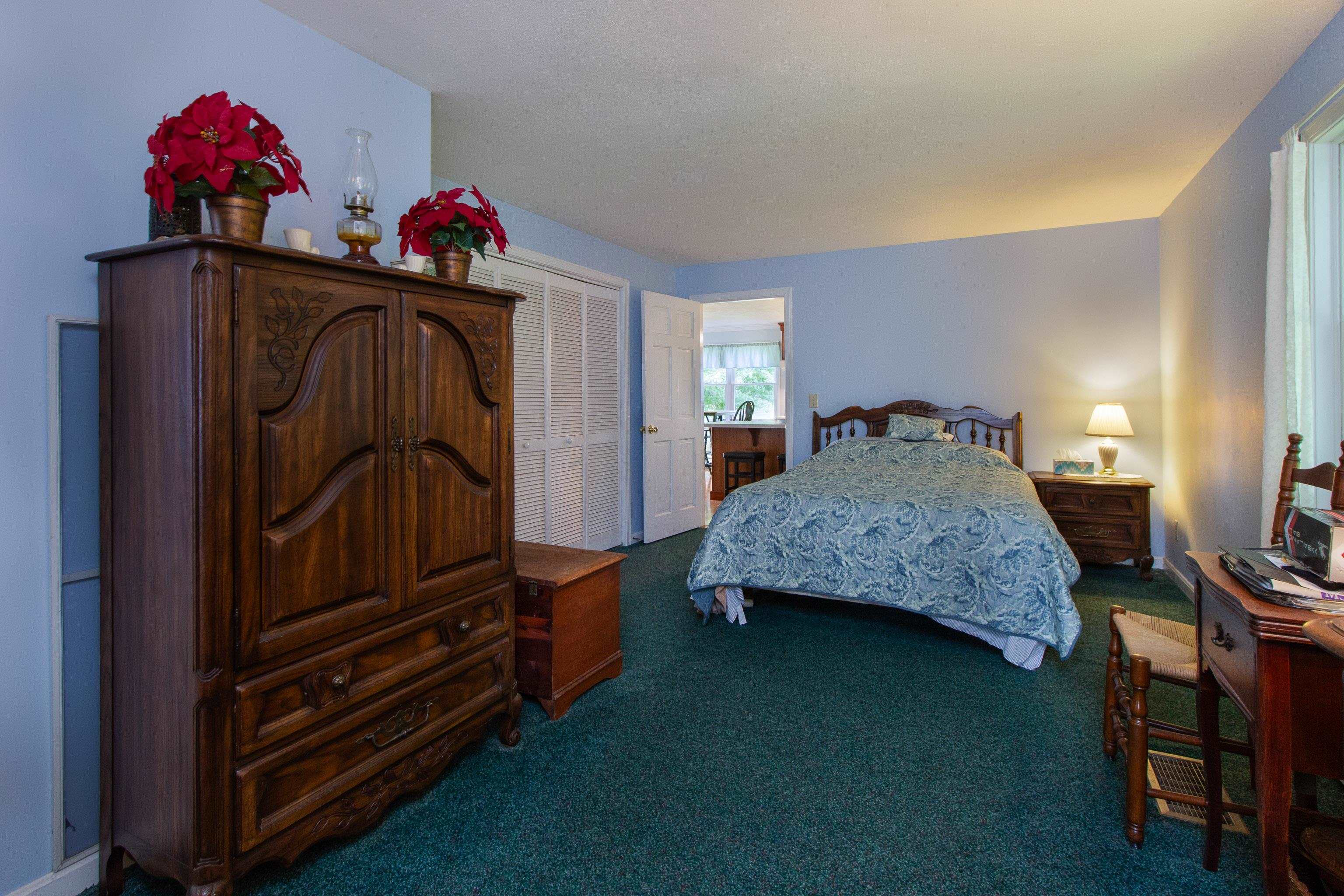 109 Kibbe Point Road South Hero, VT 05486 - Photo 17 of 40 Gallery Image 17