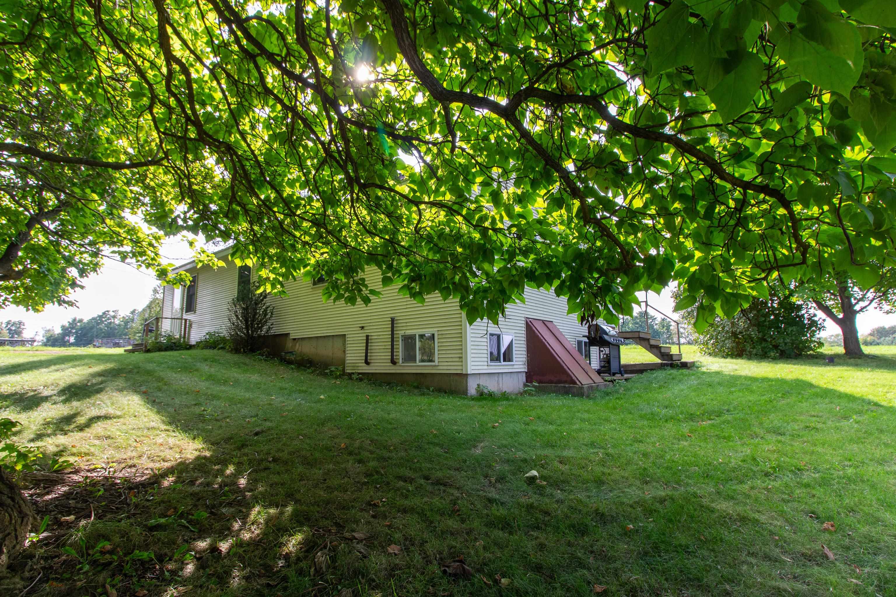 109 Kibbe Point Road South Hero, VT 05486 - Photo 21 of 40 Gallery Image 21