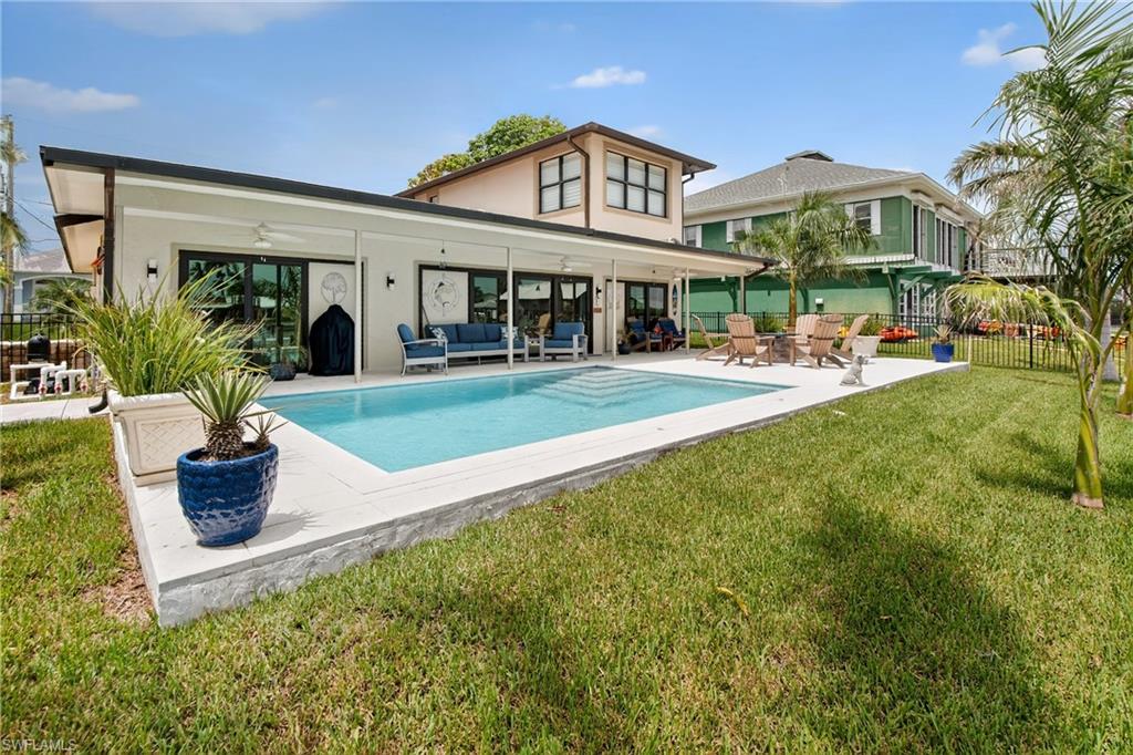 190 Tahiti Circle Naples, FL 34113 - Photo 20 of 32