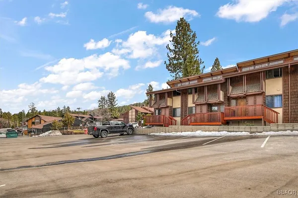 $525,000 | 861 Thrush Drive, Unit 62, Big Bear Lake, CA 92315