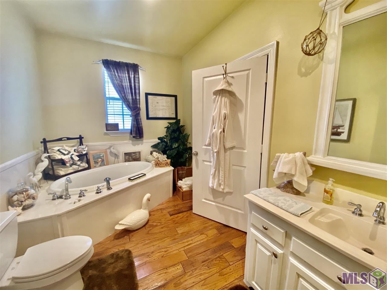 38470 Babin Road Gonzales, LA 70737 - Photo 14 of 16 Gallery Image 14