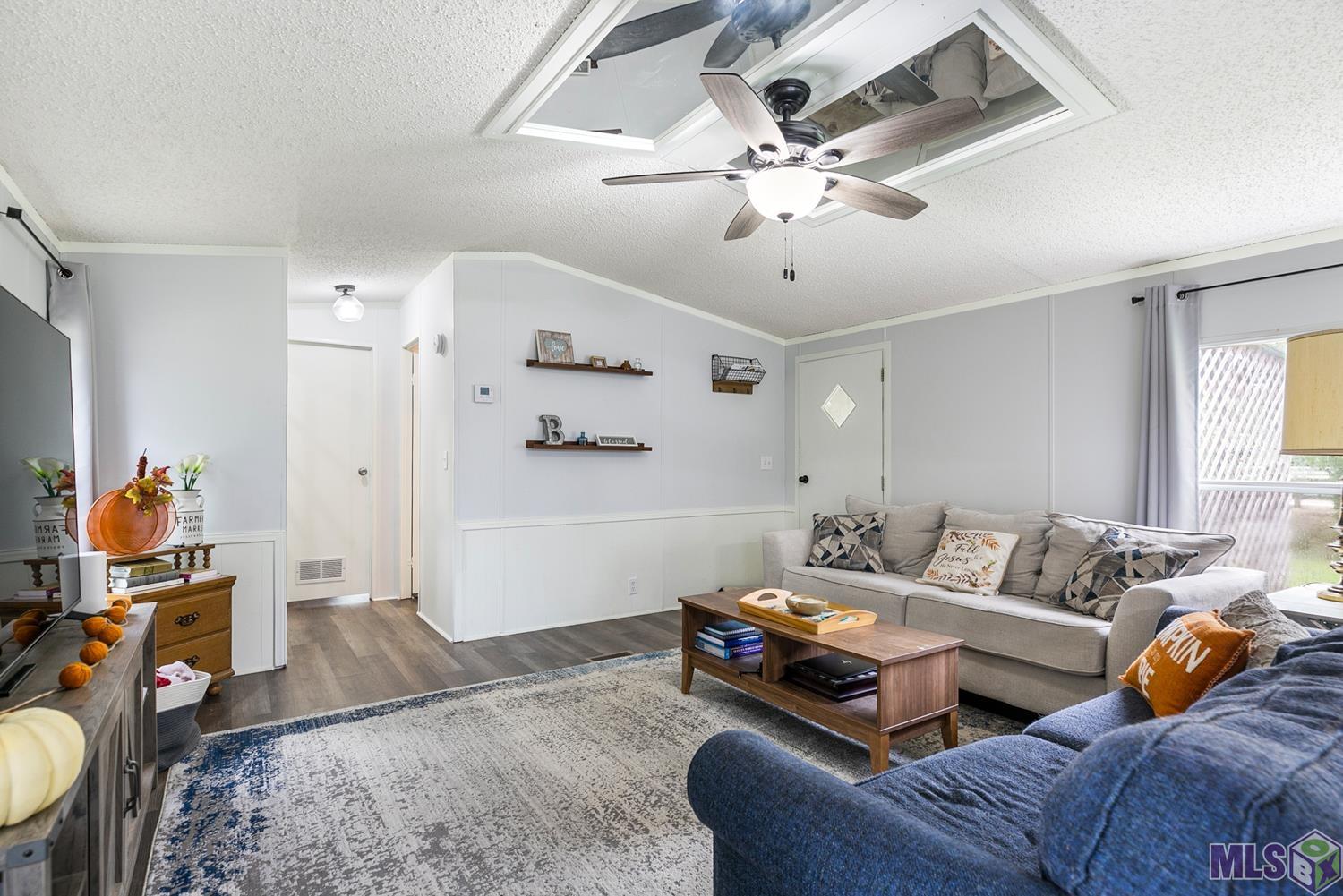 12510 Arnold Road Walker, LA 70785 - Photo 3 of 10 Gallery Image 3