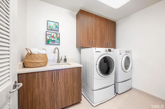 $1,425,000 | 110 Corcoran Street, Unit 2301, Durham, NC 27701